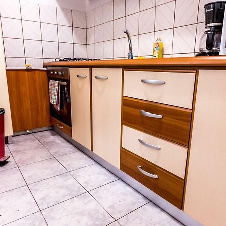30m² 1 slaapkamer, 1 privé badkamer Appartement in Calea Aradului Timişoara Buitenkant foto