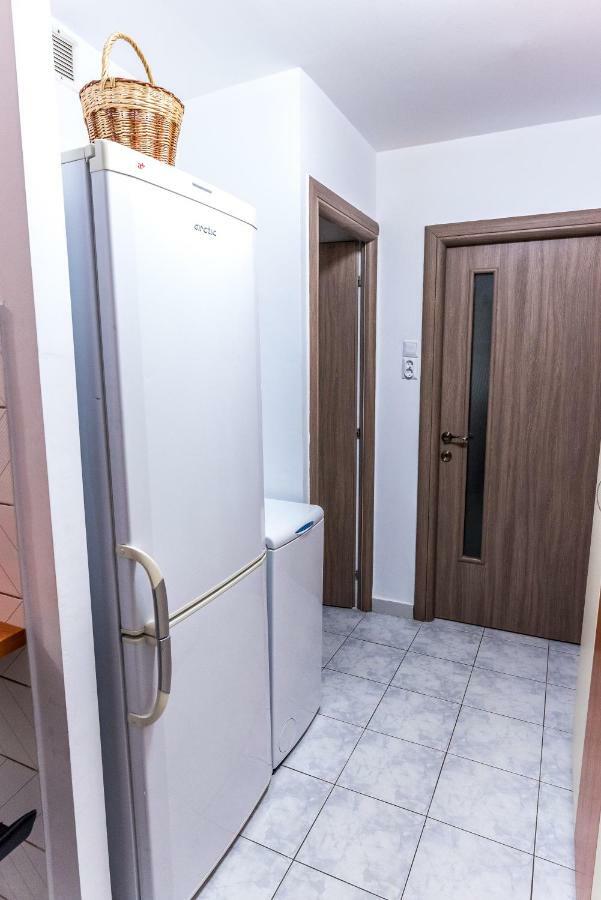 30m² 1 slaapkamer, 1 privé badkamer Appartement in Calea Aradului Timişoara Buitenkant foto