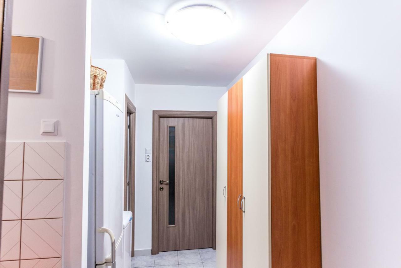 30m² 1 slaapkamer, 1 privé badkamer Appartement in Calea Aradului Timişoara Buitenkant foto