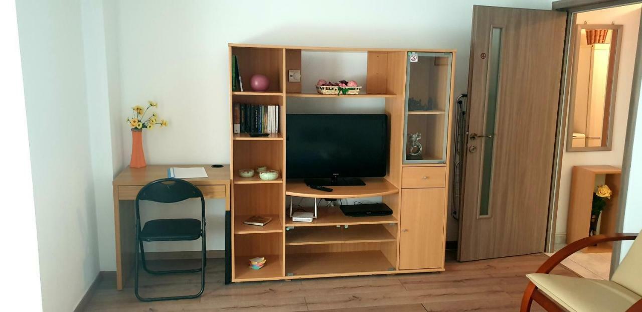 30m² 1 slaapkamer, 1 privé badkamer Appartement in Calea Aradului Timişoara Buitenkant foto
